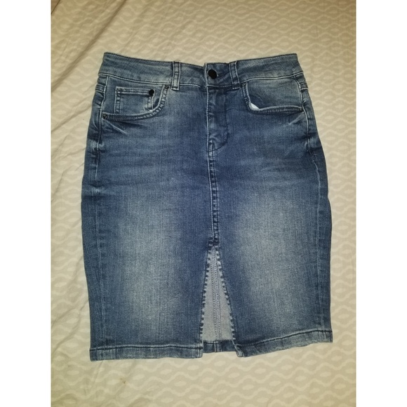 H&M Divided denim mini skirt size 6 - Picture 3 of 3
